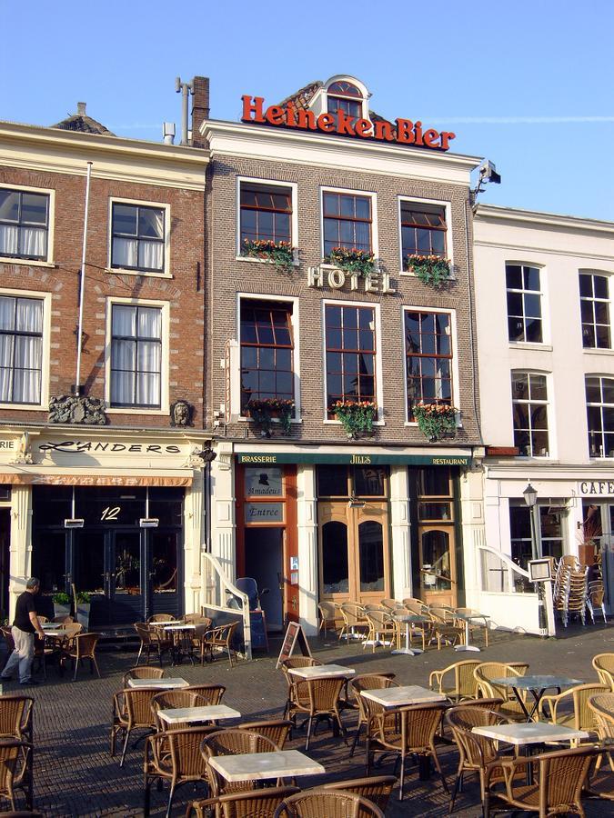Amadeus Hotel Haarlem Buitenkant foto